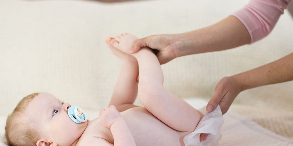 changing-baby-diaper