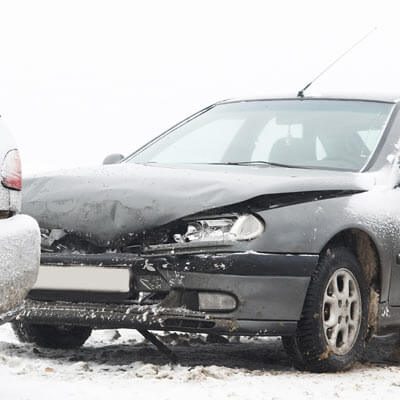 winter-car-accident-intersection